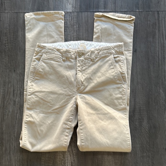 GAP | Kids Uniform Lived-In Khakis (16) - Picture 3 of 9